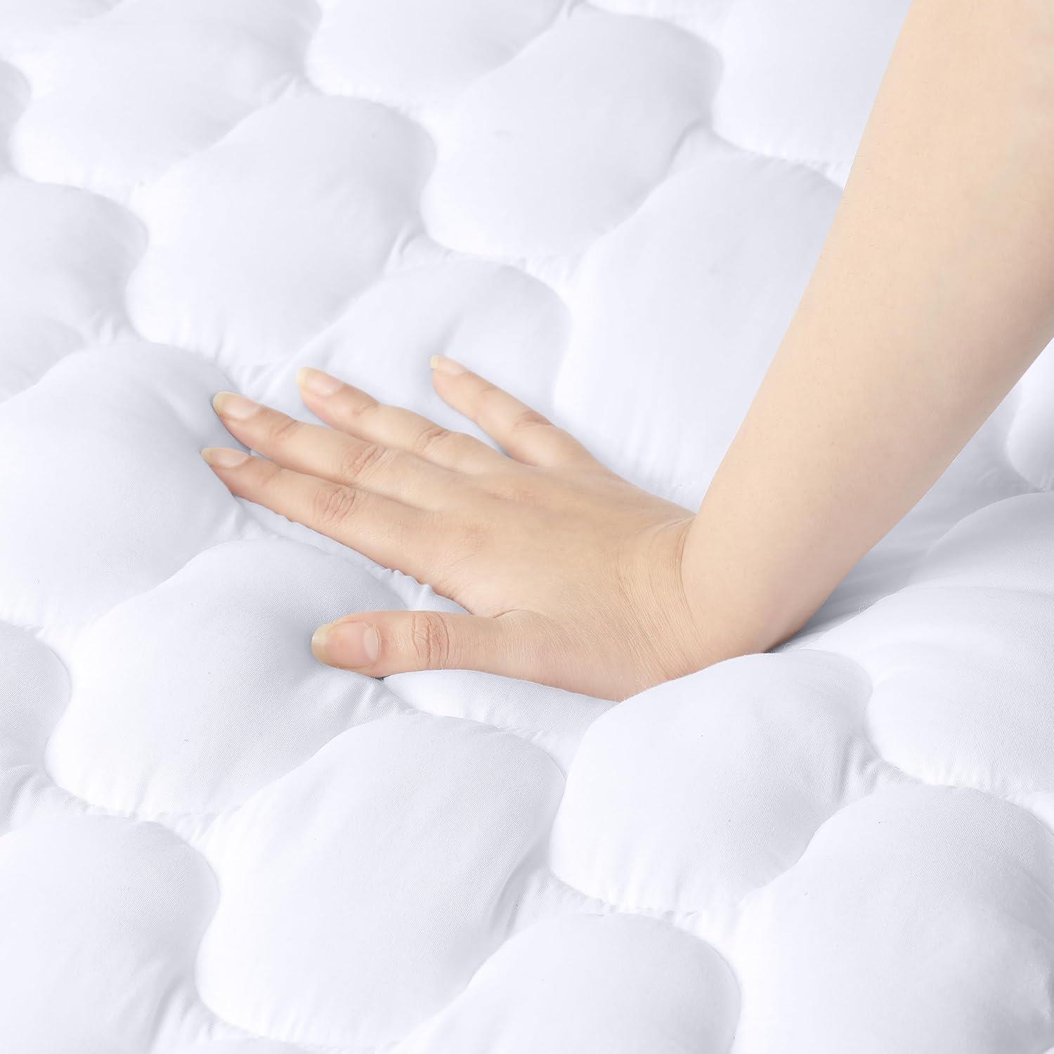 Waterproof Breathable Noiseless Queen Mattress Pad with Deep Pocket